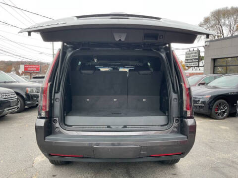 2016 Cadillac Escalade Platinum