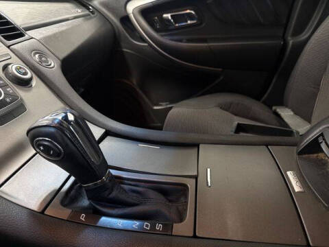 2016 Ford Taurus SEL