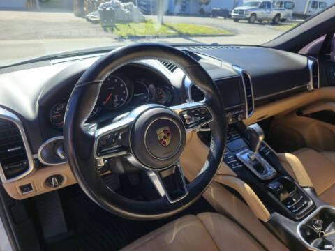 2016 Porsche Cayenne