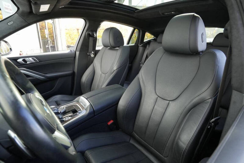 2022 BMW X6 xDrive40i