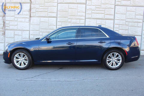 2017 Chrysler 300 Limited