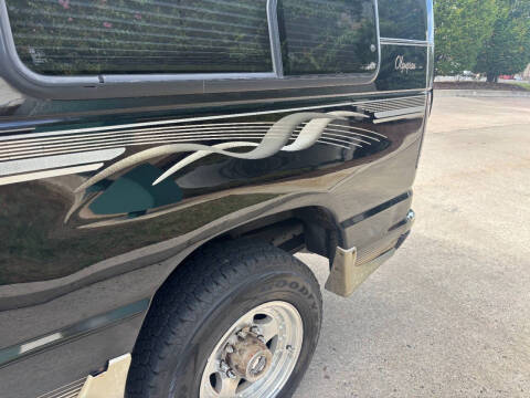 2003 Ford E-Series E-250 SD