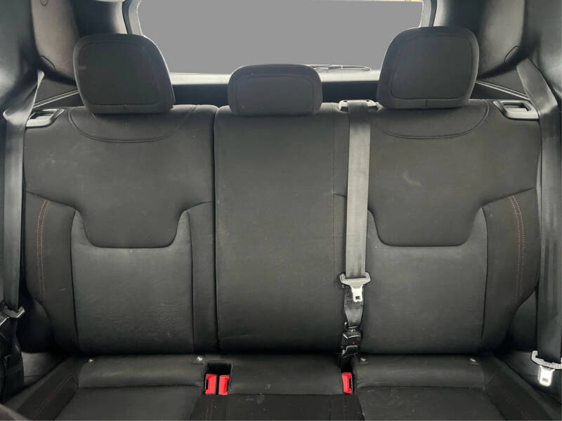 2015 Jeep Renegade Trailhawk