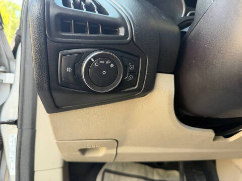 2012 Ford Focus SEL