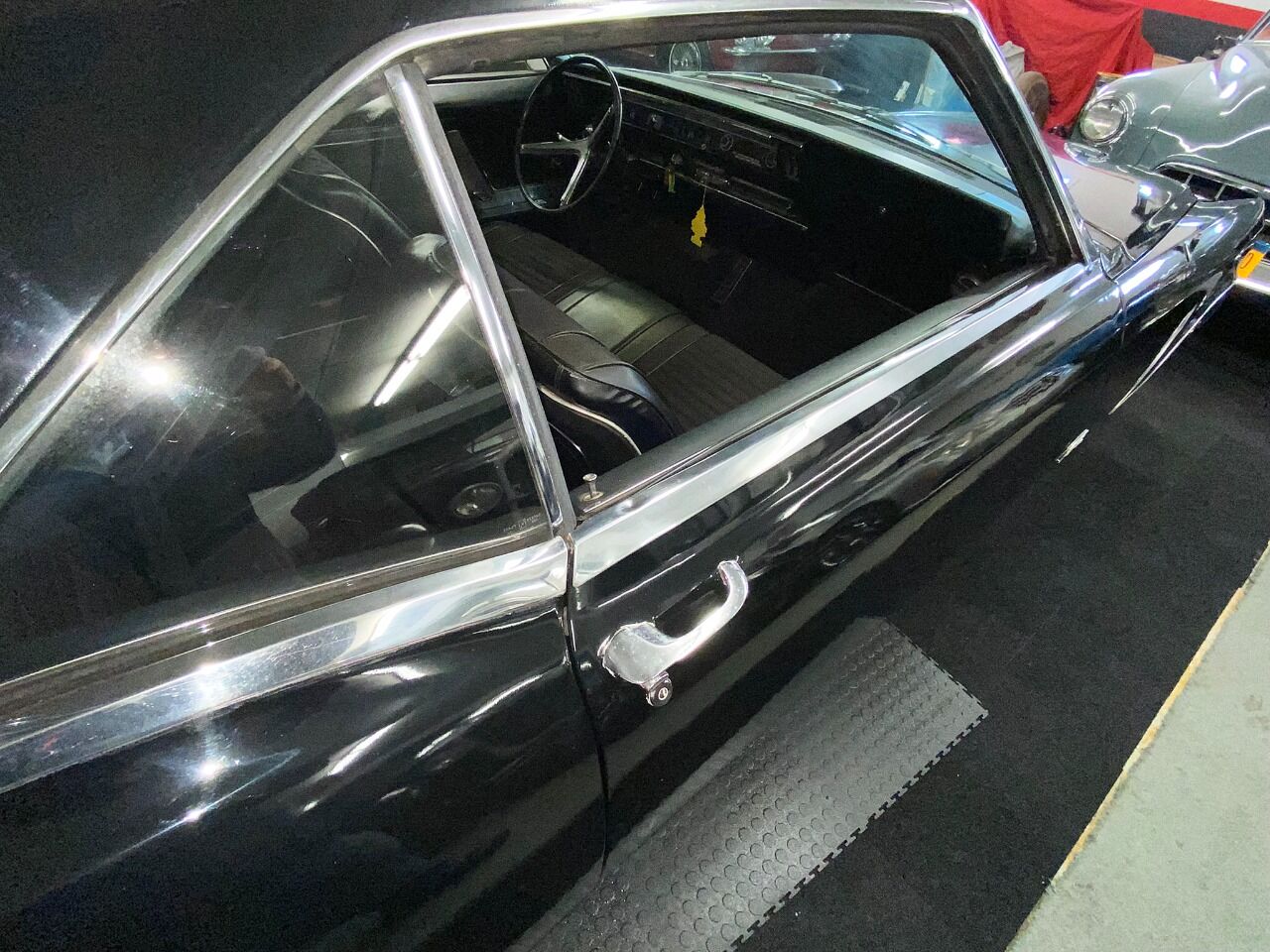 1966 Buick Riviera 48