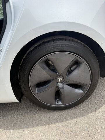 2020 Tesla Model 3 Standard Range