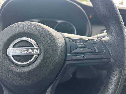 2025 Nissan Kicks Play S