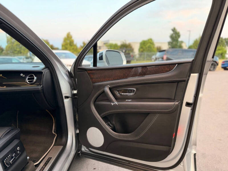 2019 Bentley Bentayga V8