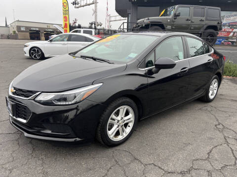2018 Chevrolet Cruze LT Auto