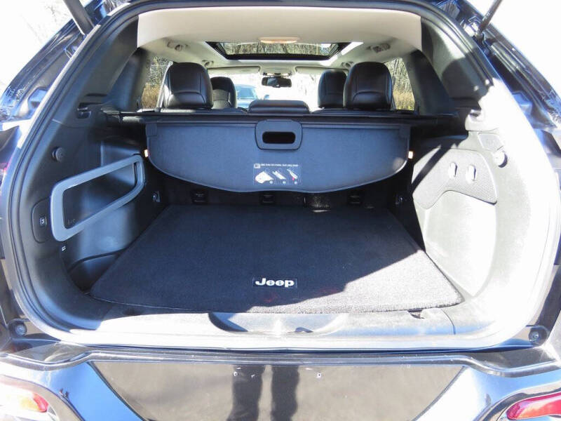 2018 Jeep Cherokee Overland