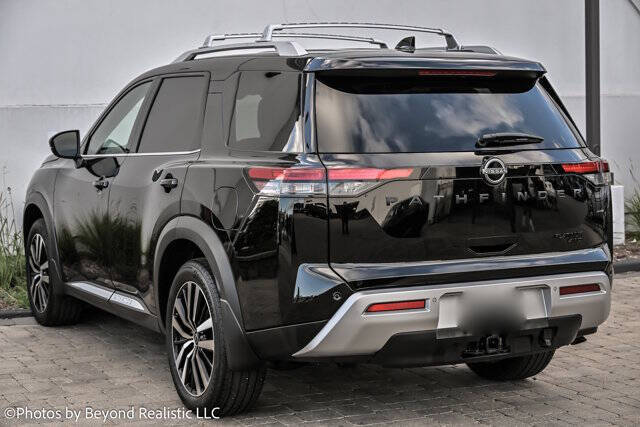 2025 Nissan Pathfinder Platinum