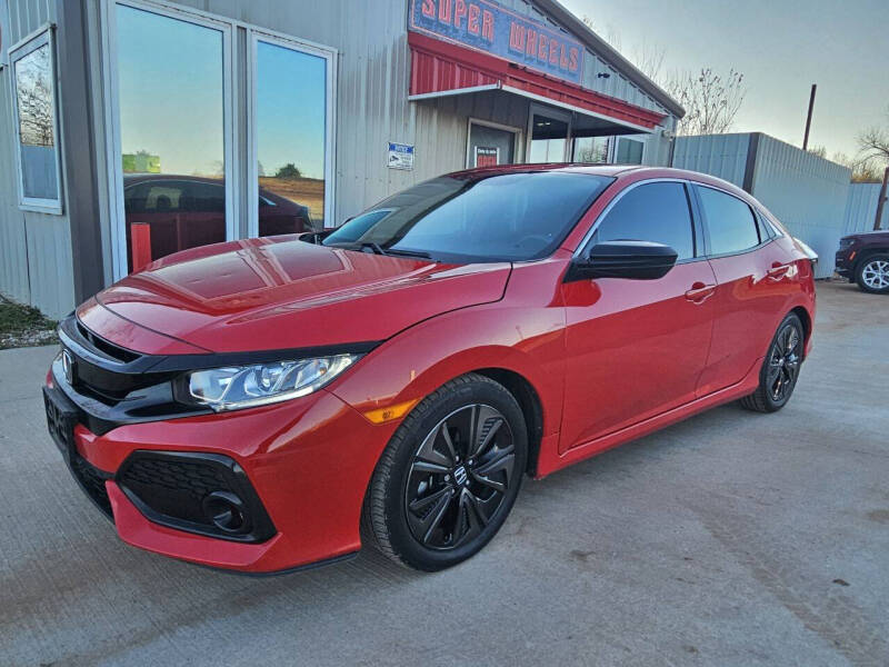 2019 Honda Civic Hatchback EX's photo