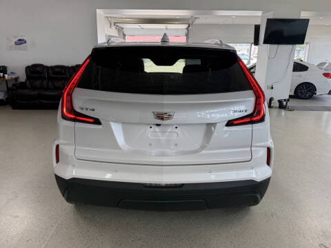 2024 Cadillac XT4 Luxury