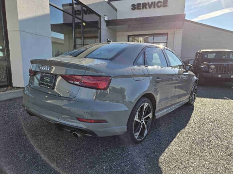 2020 Audi A3 quattro S line Premium 45 TFSI