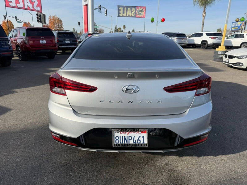 2020 Hyundai Elantra