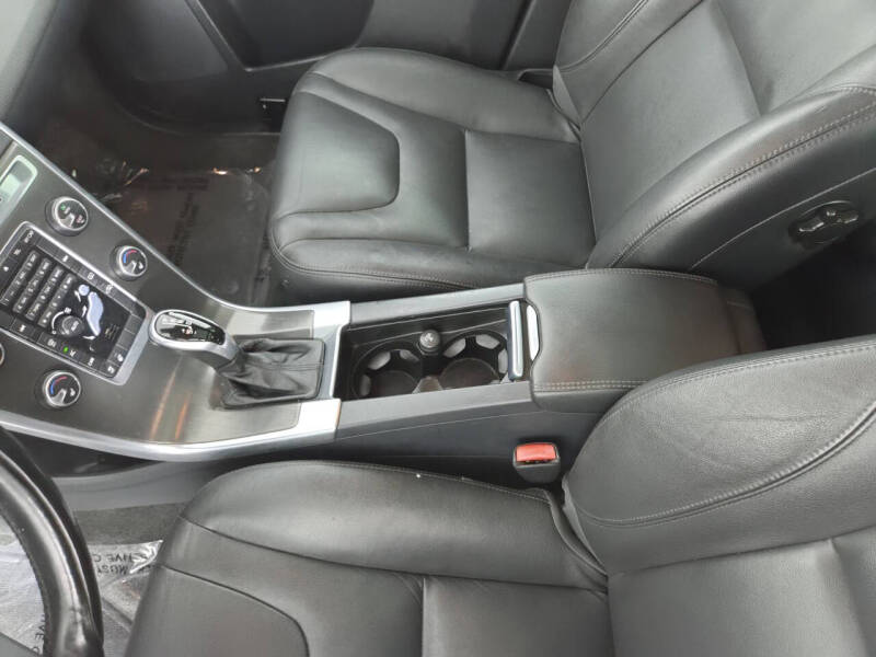 2015 Volvo XC60 3.2 Premier Plus
