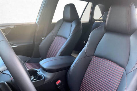 2025 Toyota RAV4 Plug-in Hybrid XSE