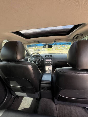 2011 Nissan Altima 3.5 SR