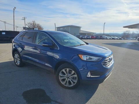 2020 Ford Edge Titanium