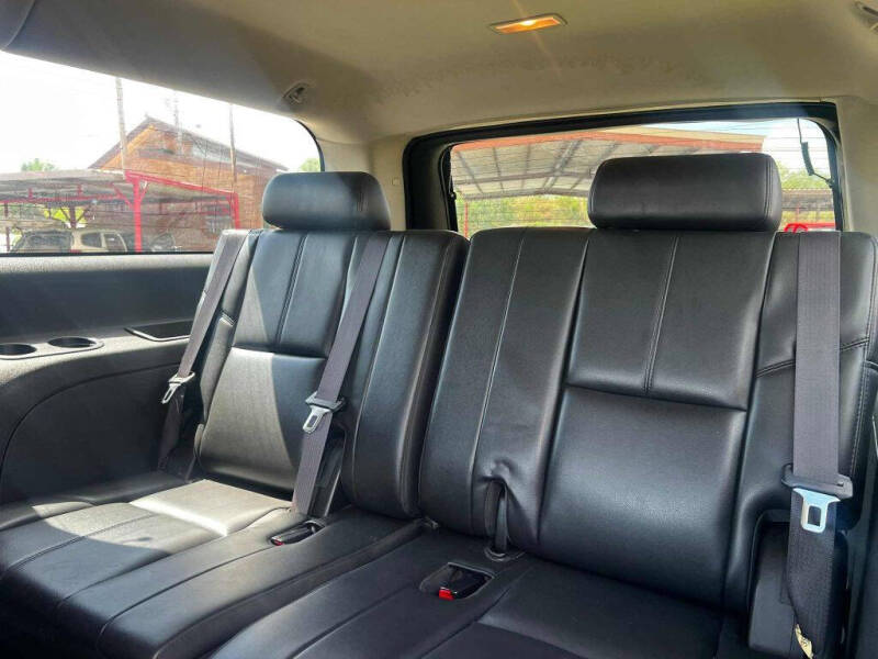 2014 Chevrolet Suburban LT