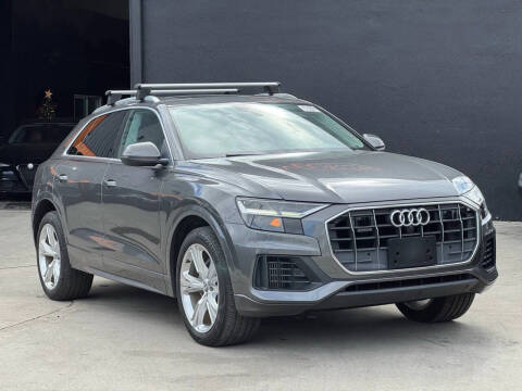 2019 Audi Q8 quattro Premium Plus 55 TFSI