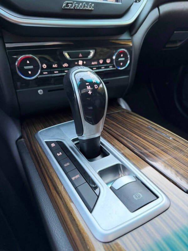 2014 Maserati Ghibli S Q4