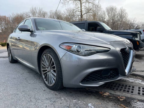 2018 Alfa Romeo Giulia for sale at Auto Warehouse in Poughkeepsie NY