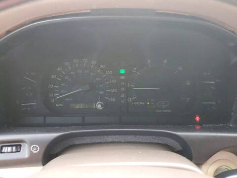 2000 Lexus LX 470