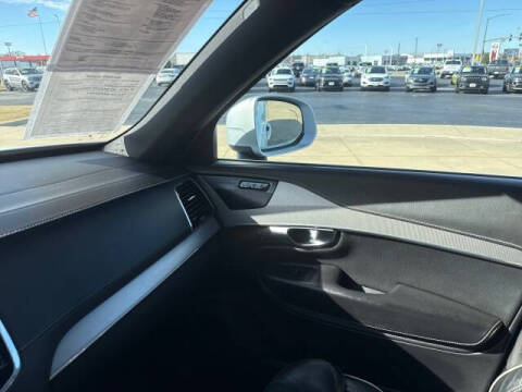 2019 Volvo XC90 T6 R-Design