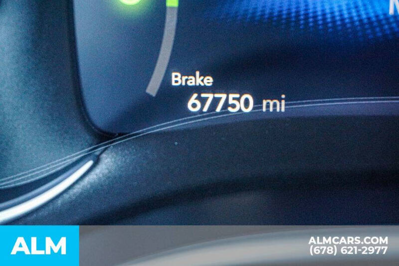 2024 Chrysler Pacifica Plug-In Hybrid Select