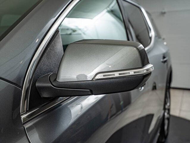 2020 GMC Acadia SLT