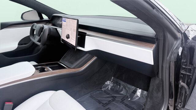 2023 Tesla Model S Standard Range