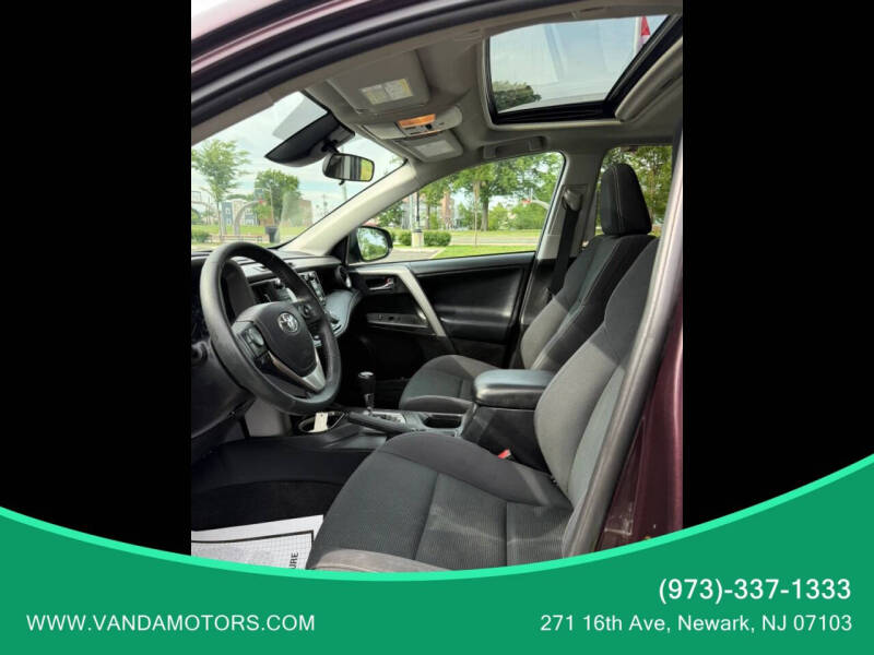 2017 Toyota RAV4 XLE