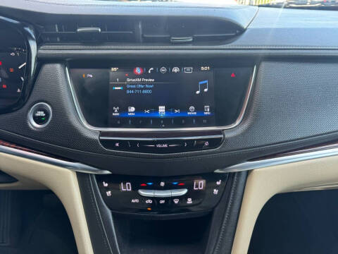 2017 Cadillac XT5 Premium Luxury