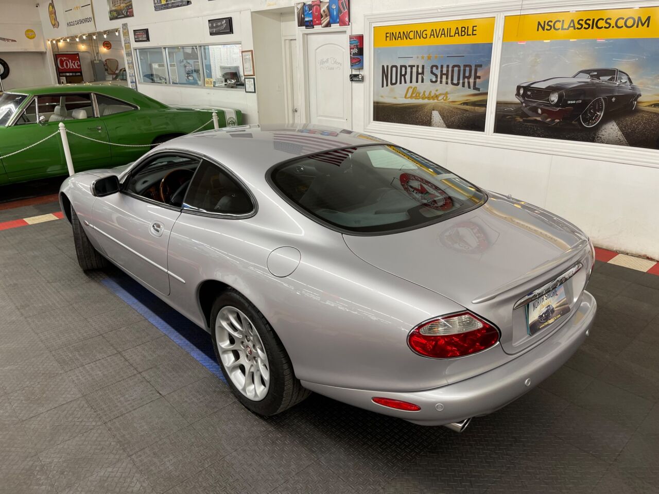 2002 Jaguar XKR 3