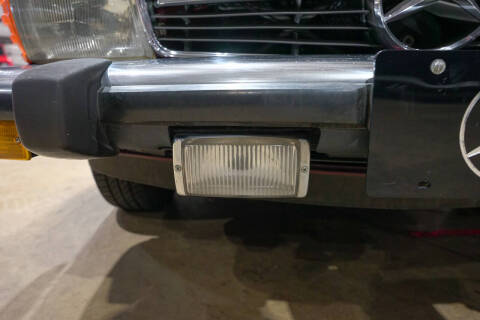 1982 Mercedes-Benz 380-Class 380 SL