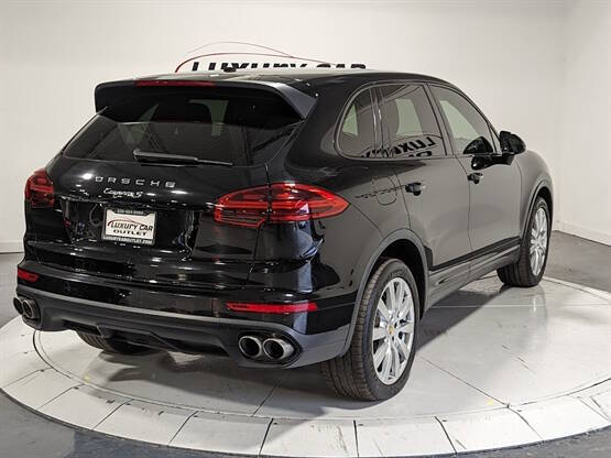 2016 Porsche Cayenne S
