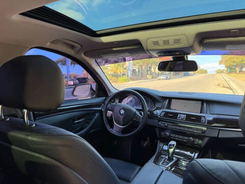 2016 BMW 5 Series 528i