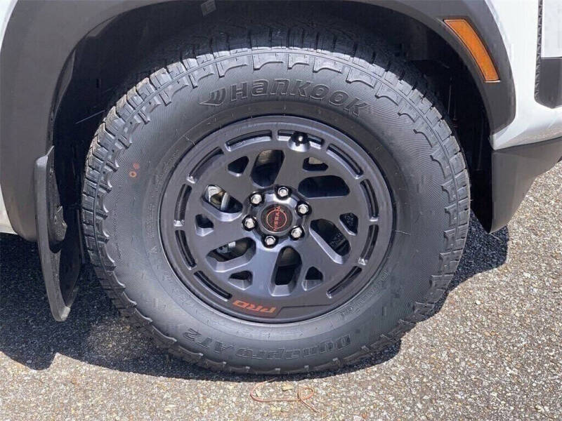 2025 Nissan Frontier PRO-X