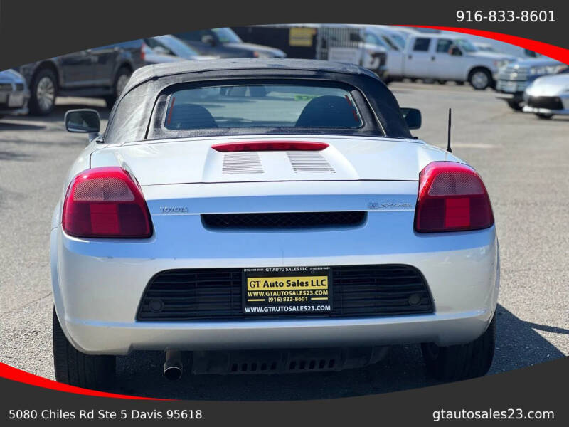 2000 Toyota MR2 Spyder