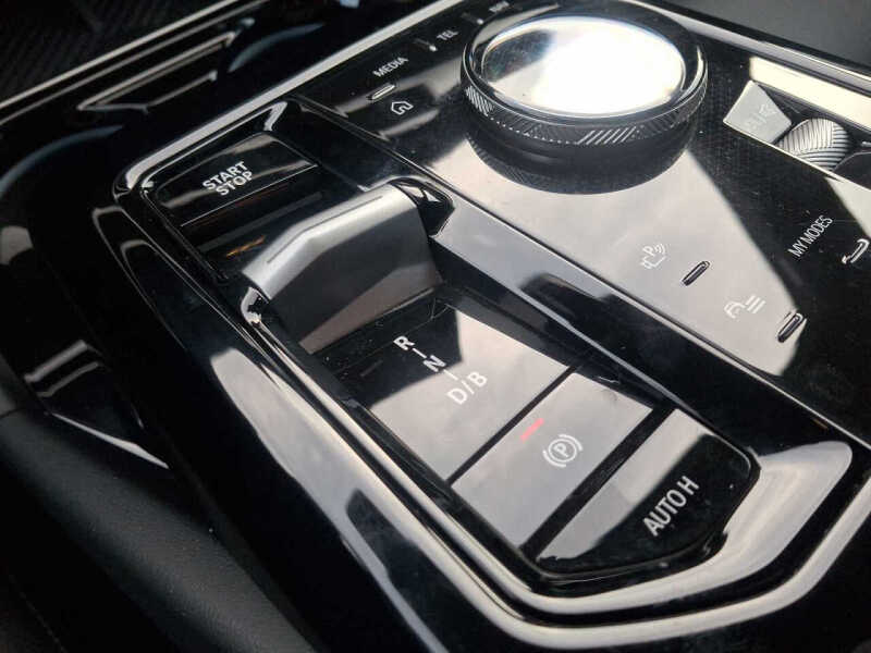 2024 BMW i5 eDrive40