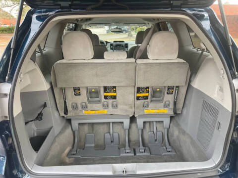 2012 Toyota Sienna
