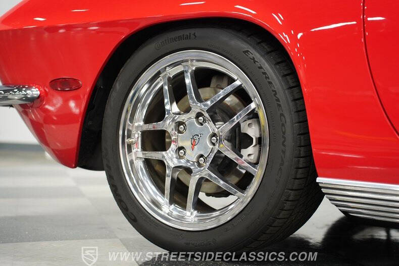 2004 Chevrolet Corvette