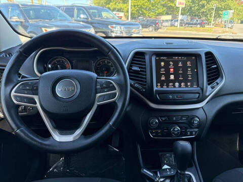 2017 Jeep Cherokee Latitude