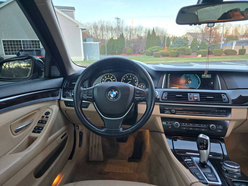 2015 BMW 5 Series 528i xDrive