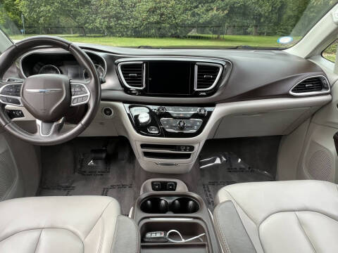 2017 Chrysler Pacifica