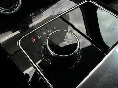 2019 Land Rover Range Rover Velar P340 R-Dynamic SE