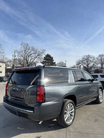 2019 Chevrolet Suburban Premier