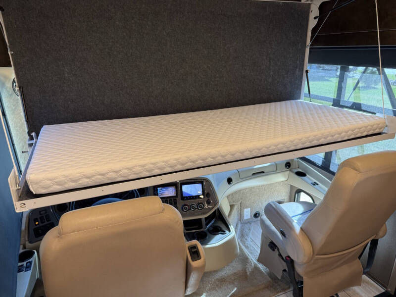 2019 Tiffin Allegro Open Road