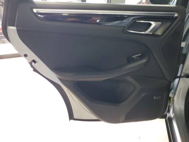 2017 Porsche Macan S